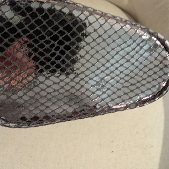 Michael Kors Metallic Cosmetic Case 2012 Limited Edition Collab W Estee Lauder - Picture 14 of 14